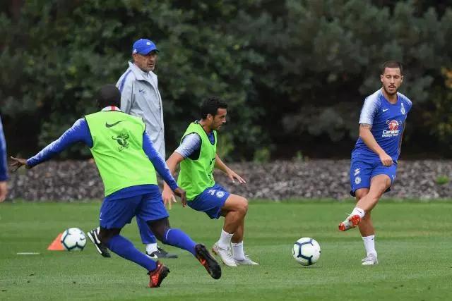 包含关键时刻波特兰开拓者备战欧联败北首场状态亮眼，连对手都承认：德罗巴与50激战塞尔维亚队分钟的词条华体育官方